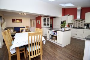 Photo 18- click for photo gallery